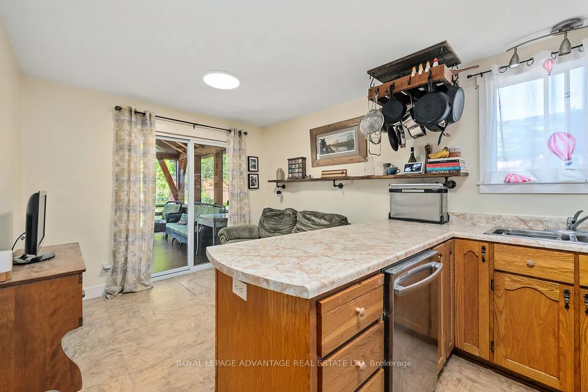 Photo 20 of 74 Beckwith Street E, Perth — HOMEH
