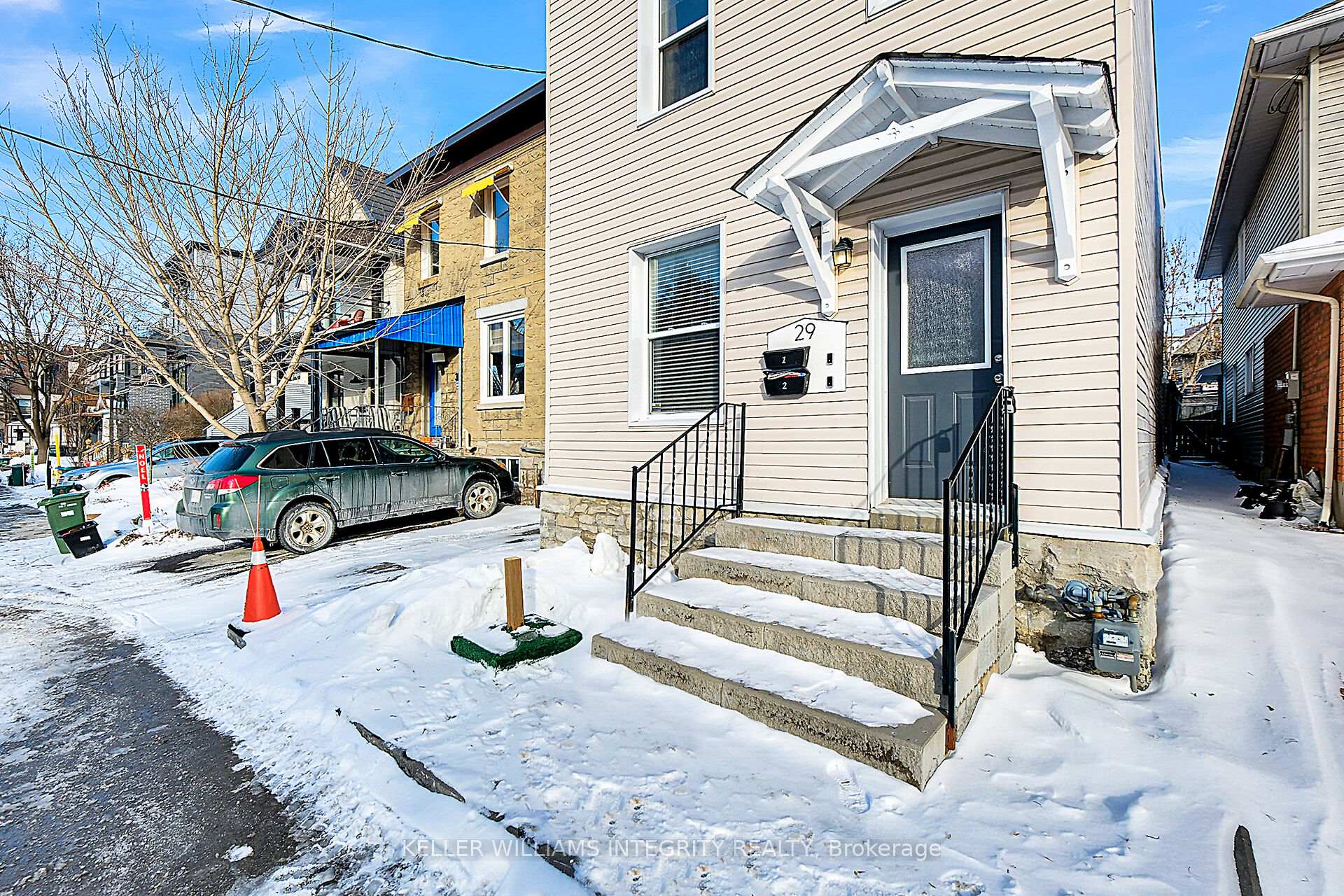 Photo 3 of 29 Douglas Avenue, Ottawa, Lindenlea — HOMEH