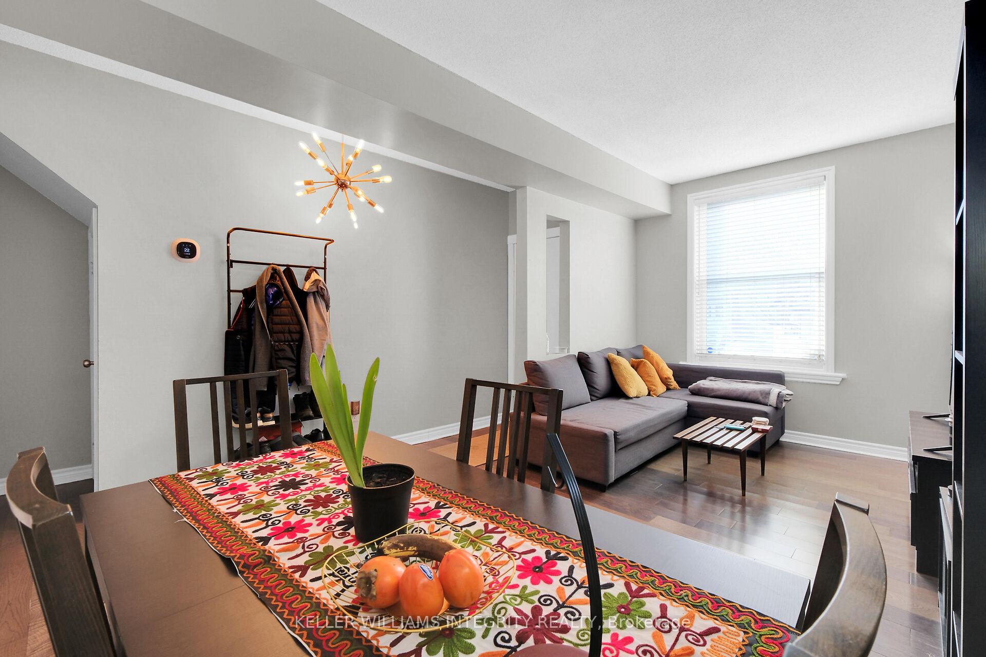 Photo 10 of 29 Douglas Avenue, Ottawa, Lindenlea — HOMEH