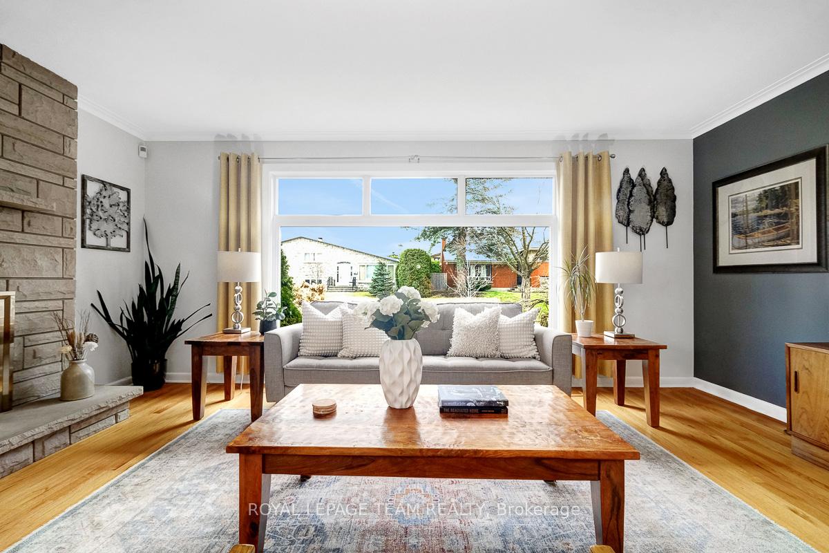 Photo 10 of 2389 Malone Crescent, Ottawa, Queensway Terrace South/Ridgeview — HOMEH
