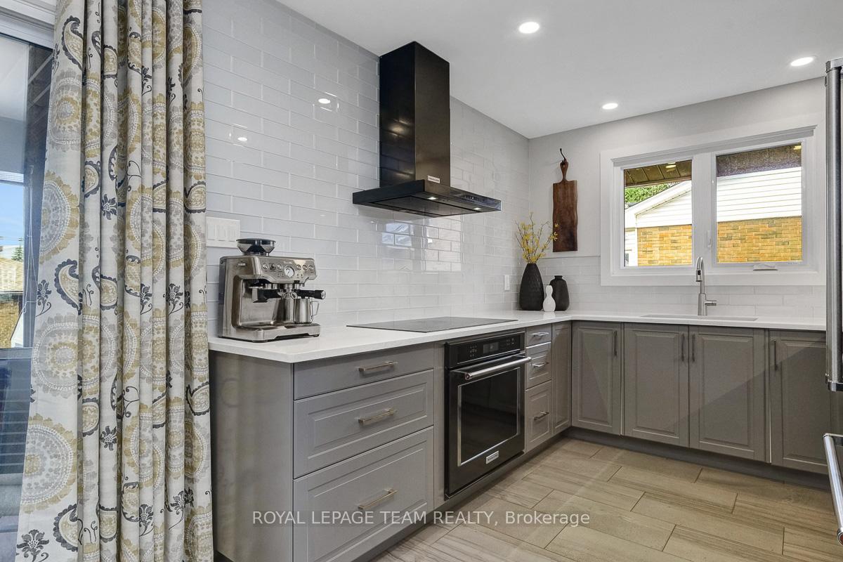 Photo 20 of 2389 Malone Crescent, Ottawa, Queensway Terrace South/Ridgeview — HOMEH