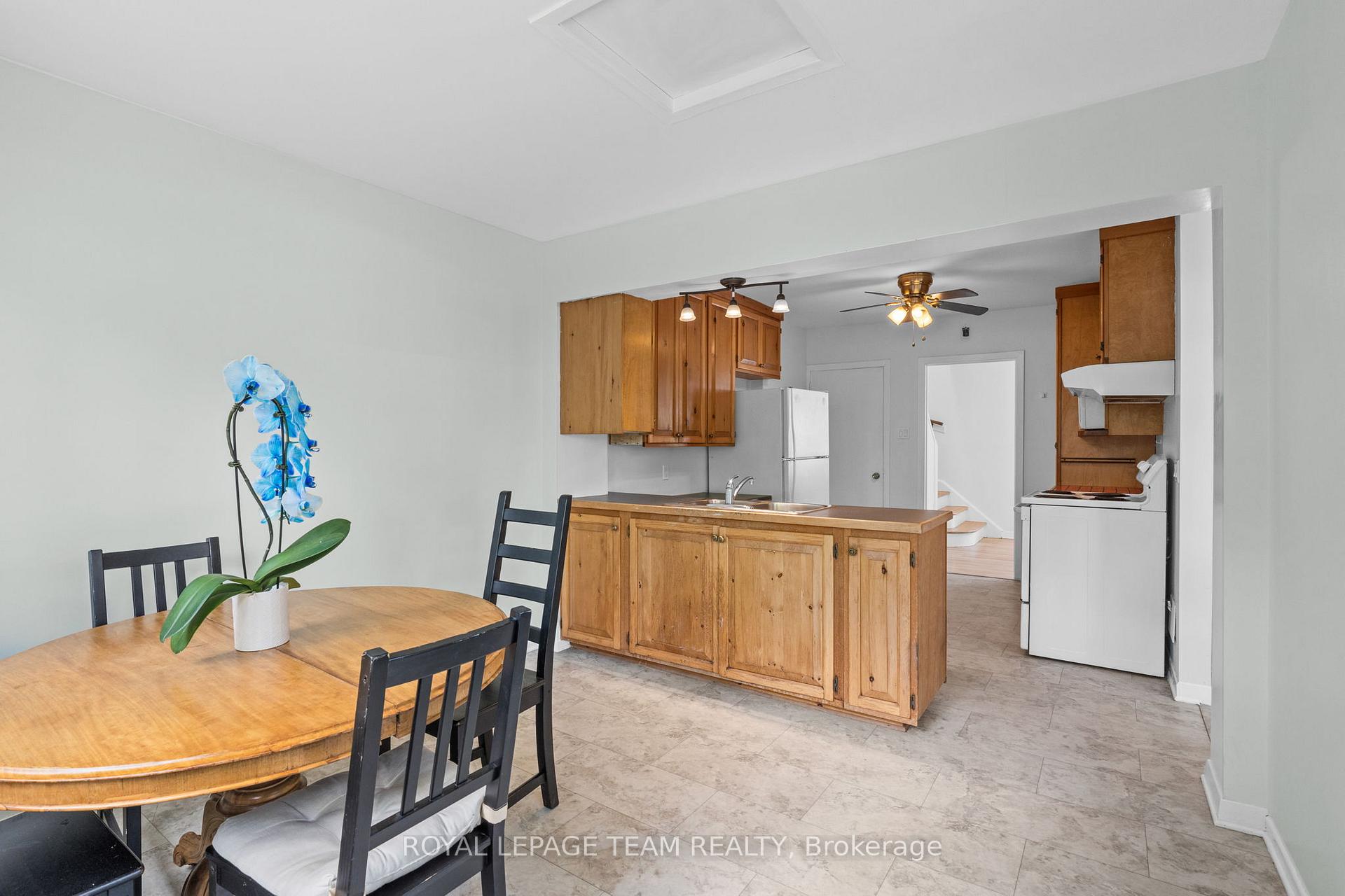 Photo 17 of 334 Queen Mary Street, Ottawa, Overbrook/Castle Heights — HOMEH
