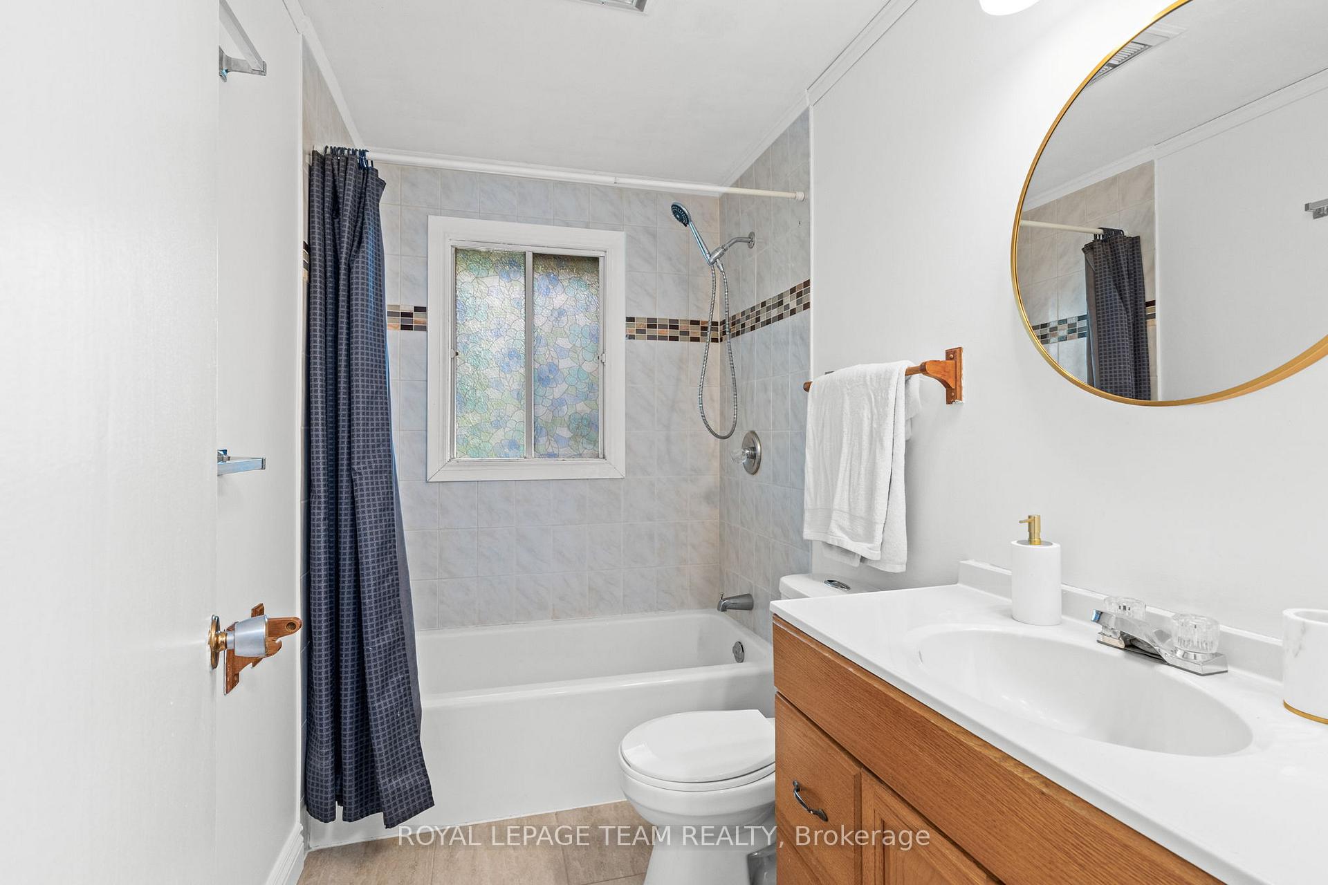 Photo 27 of 334 Queen Mary Street, Ottawa, Overbrook/Castle Heights — HOMEH