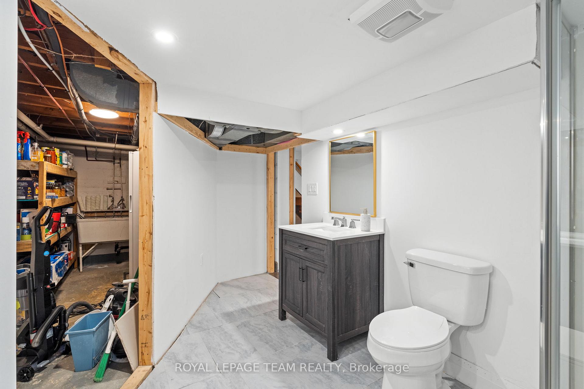 Photo 31 of 334 Queen Mary Street, Ottawa, Overbrook/Castle Heights — HOMEH