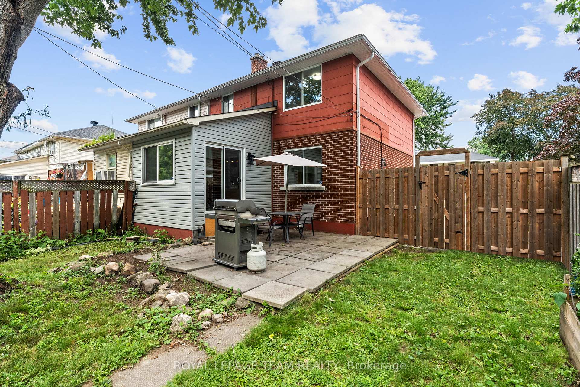 Photo 32 of 334 Queen Mary Street, Ottawa, Overbrook/Castle Heights — HOMEH