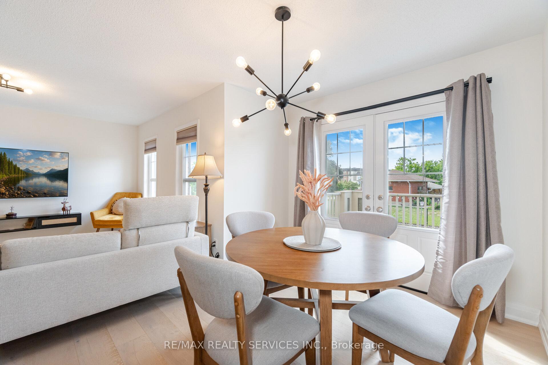 Photo 38 of 900 Brassard Circle, Milton, Willmott — HOMEH