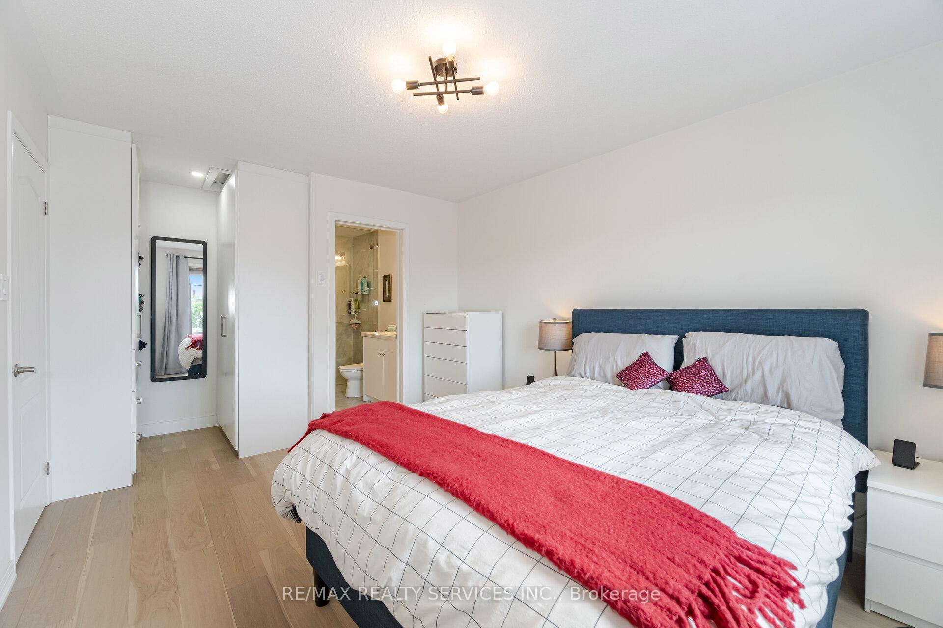 Photo 26 of 900 Brassard Circle, Milton, Willmott — HOMEH