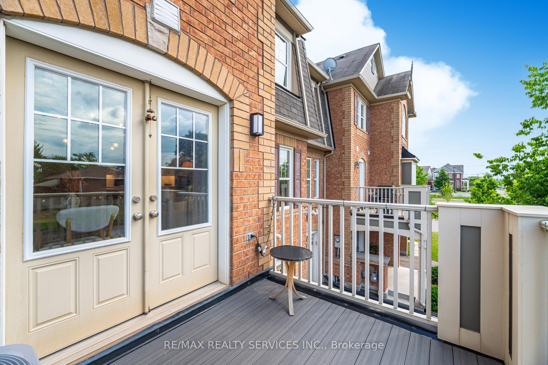 Photo 33 of 900 Brassard Circle, Milton, Willmott — HOMEH