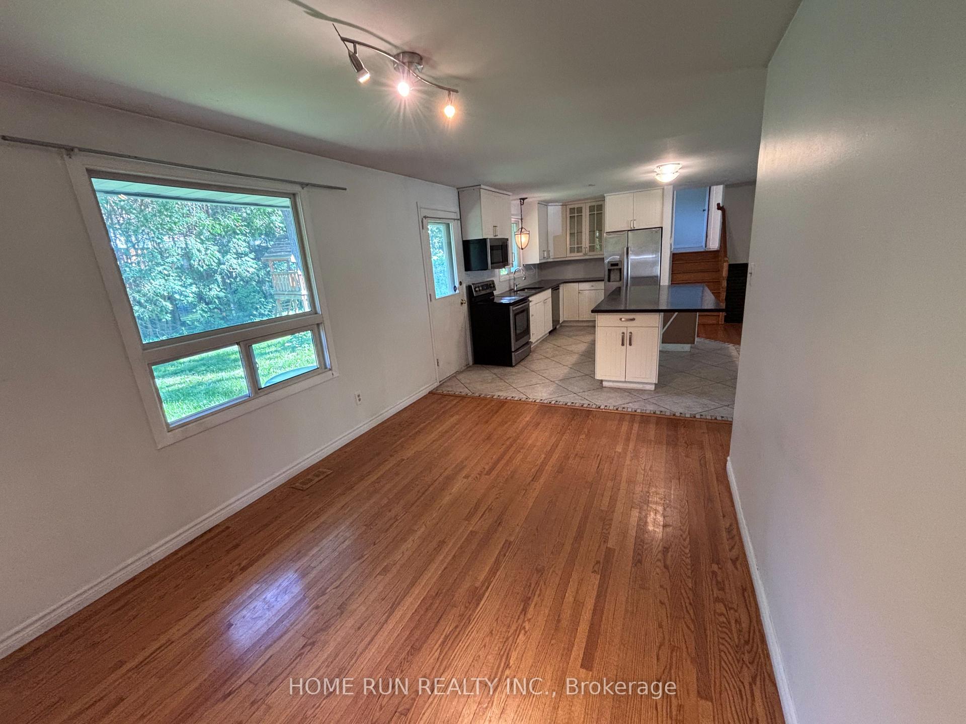 Photo 9 of 9 Button Court, Ottawa, Carson Meadows — HOMEH