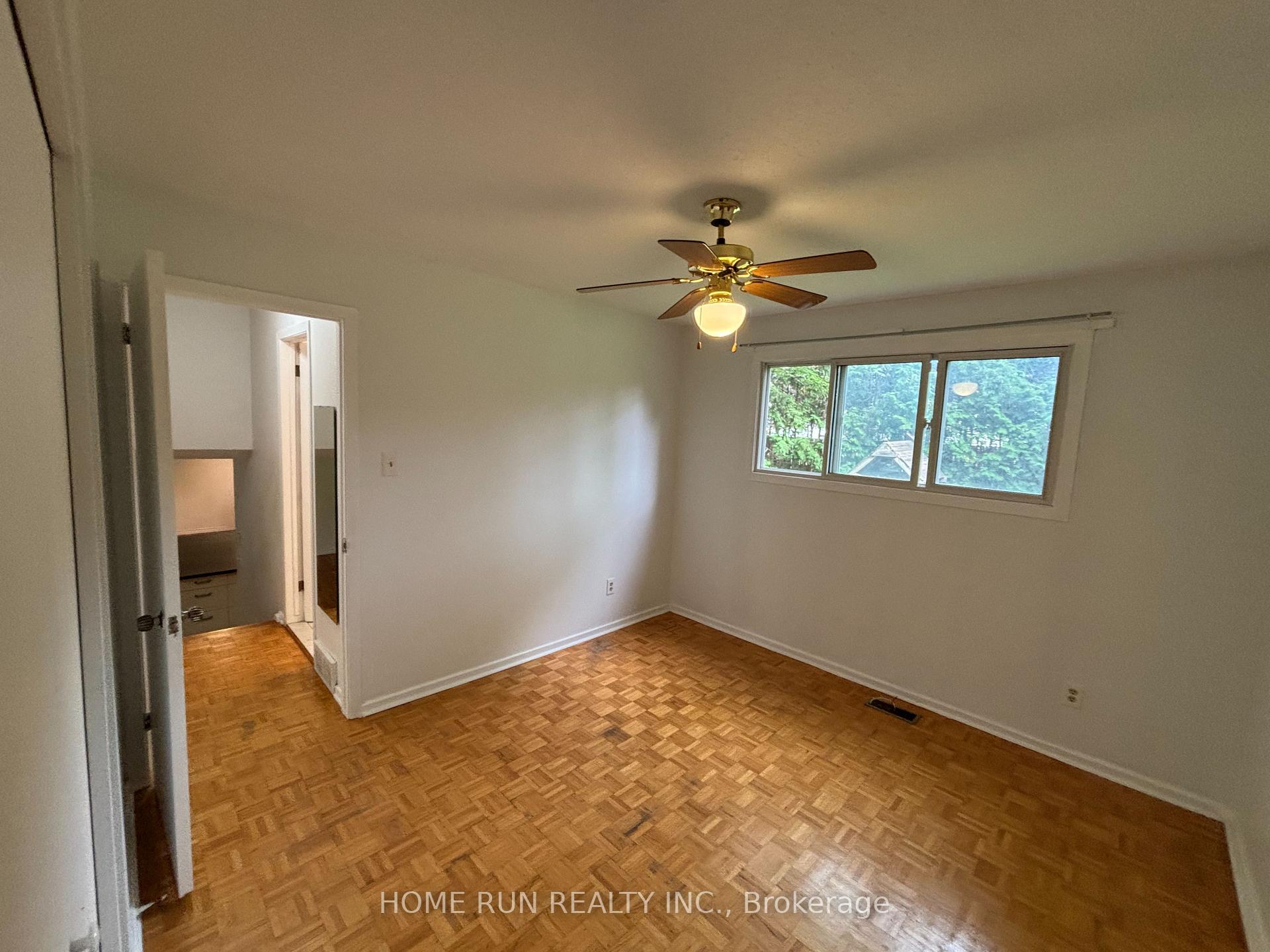 Photo 11 of 9 Button Court, Ottawa, Carson Meadows — HOMEH