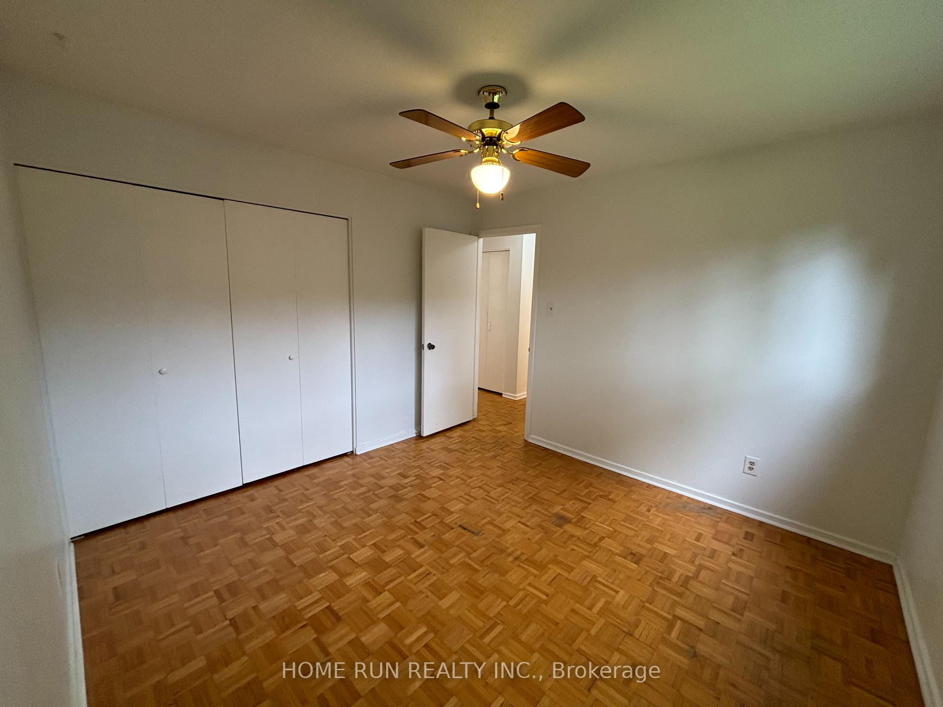 Photo 12 of 9 Button Court, Ottawa, Carson Meadows — HOMEH
