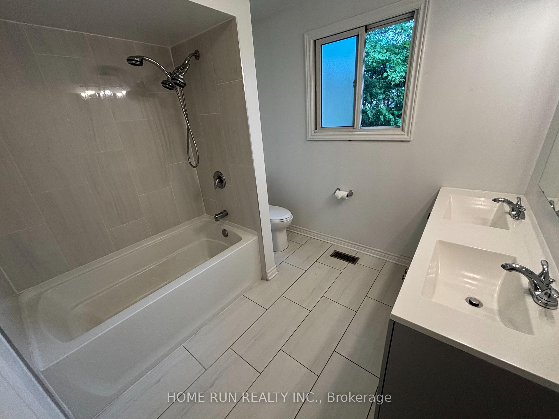 Photo 13 of 9 Button Court, Ottawa, Carson Meadows — HOMEH