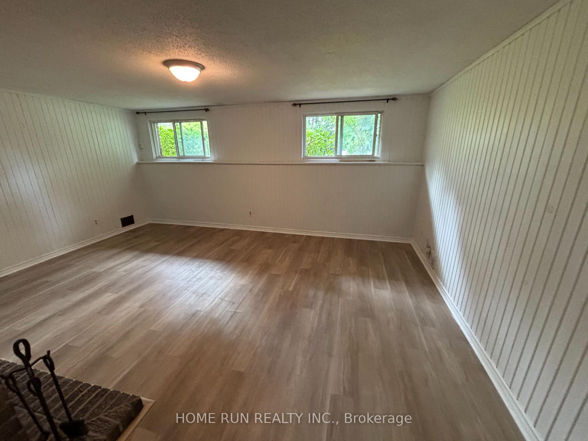 Photo 16 of 9 Button Court, Ottawa, Carson Meadows — HOMEH