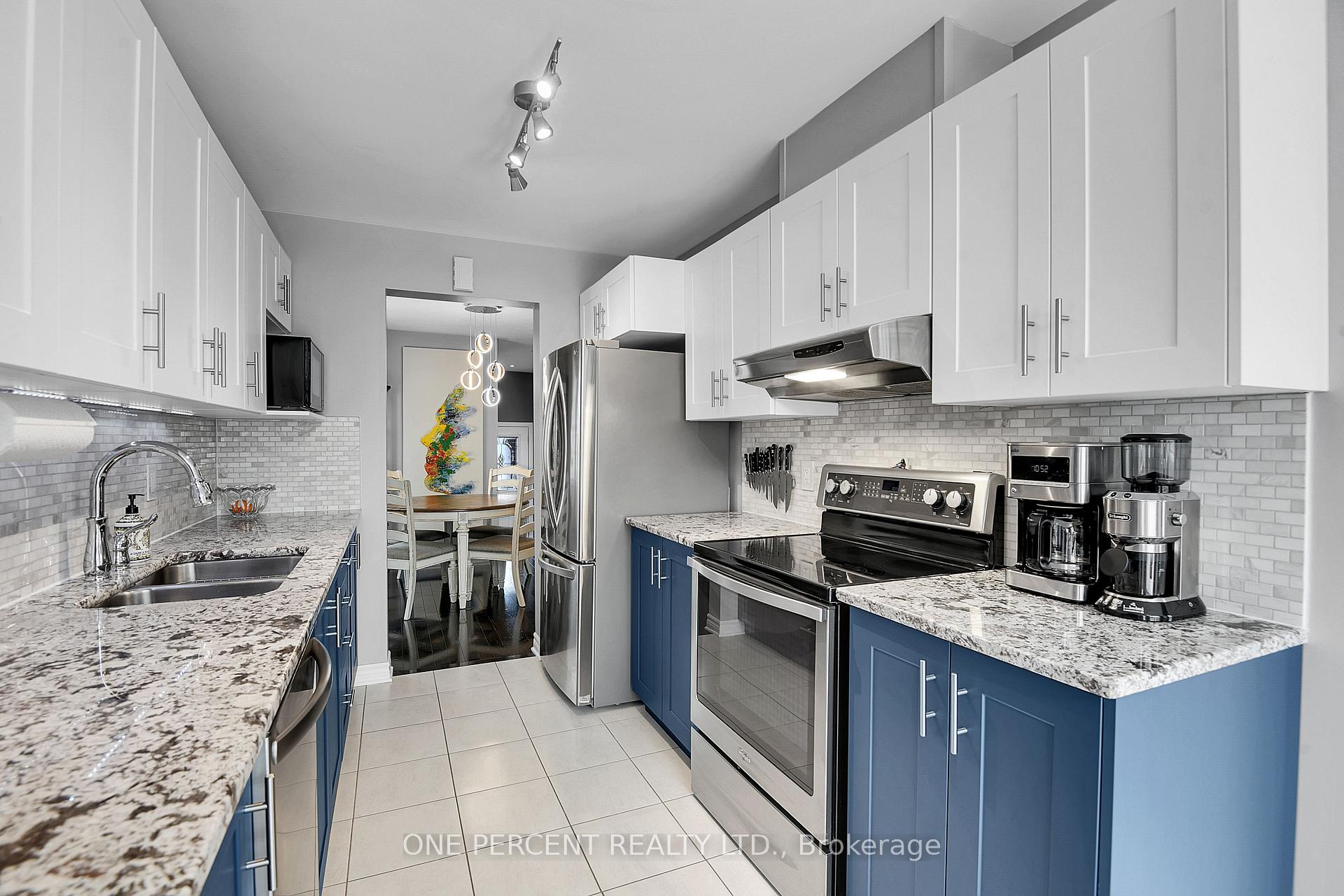 Photo 13 of 828 Ashenvale Way, Ottawa, Avalon East — HOMEH