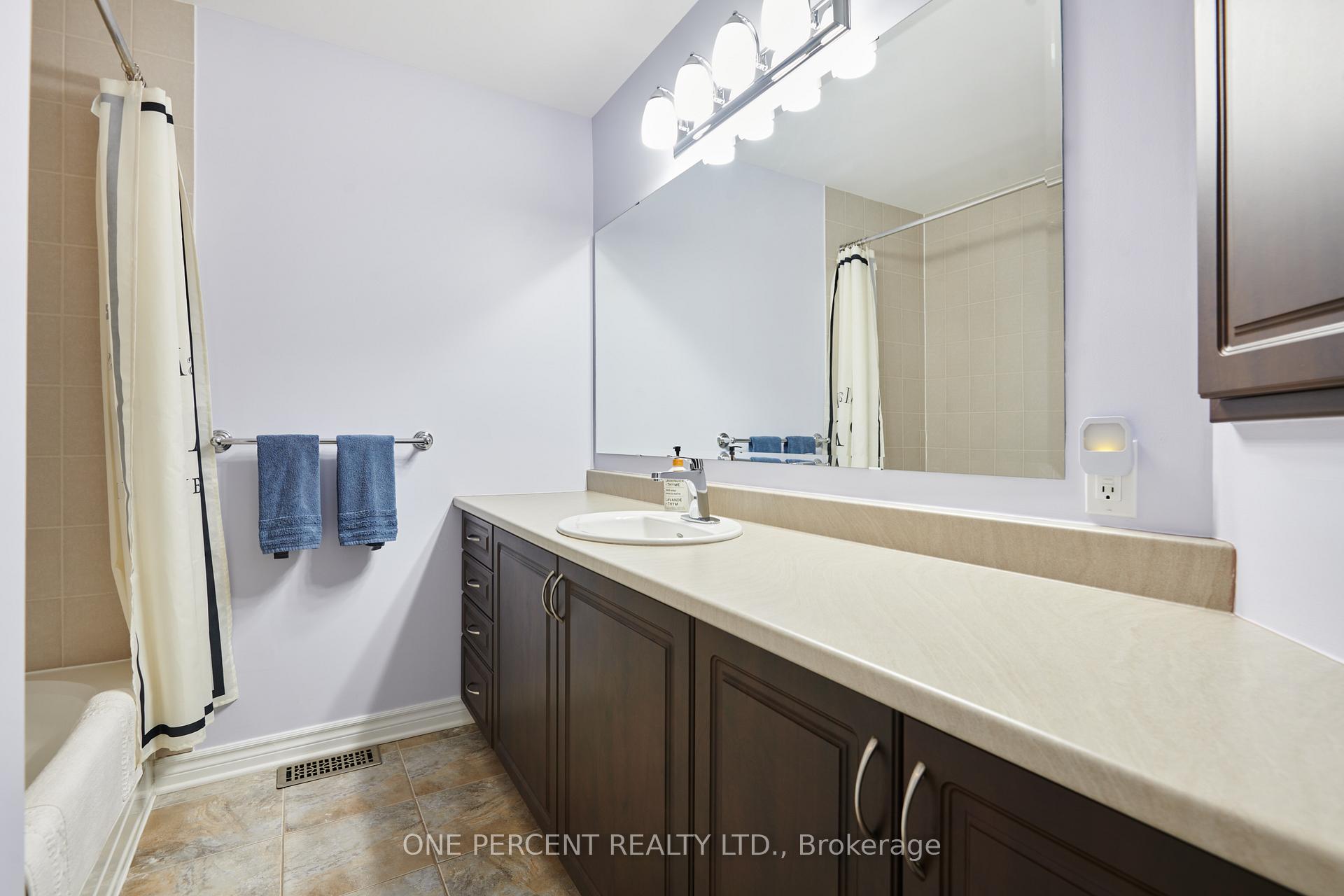 Photo 26 of 828 Ashenvale Way, Ottawa, Avalon East — HOMEH
