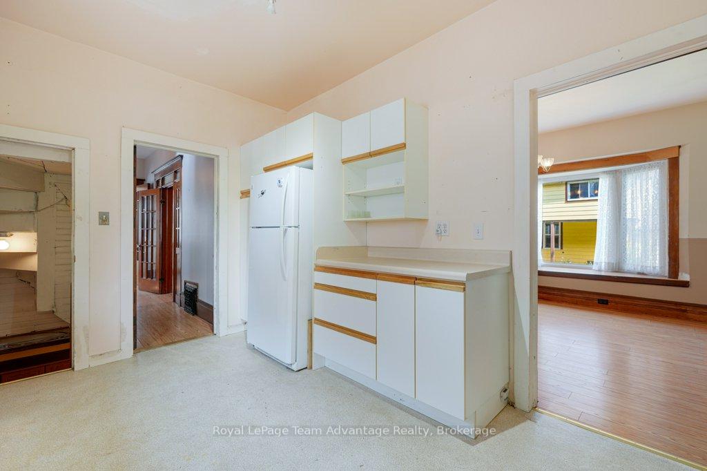 Photo 13 of 71 Gibson Street, Parry Sound — HOMEH