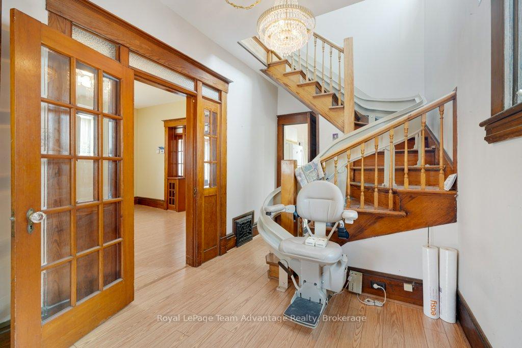 Photo 15 of 71 Gibson Street, Parry Sound — HOMEH