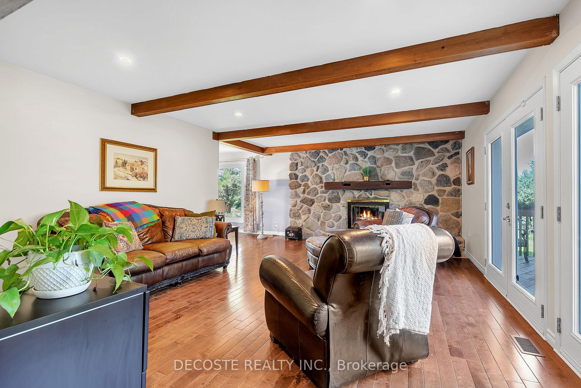 Photo 10 of 21275 Mccormick Road, North Glengarry, North Glengarry (Lochiel) Twp — HOMEH
