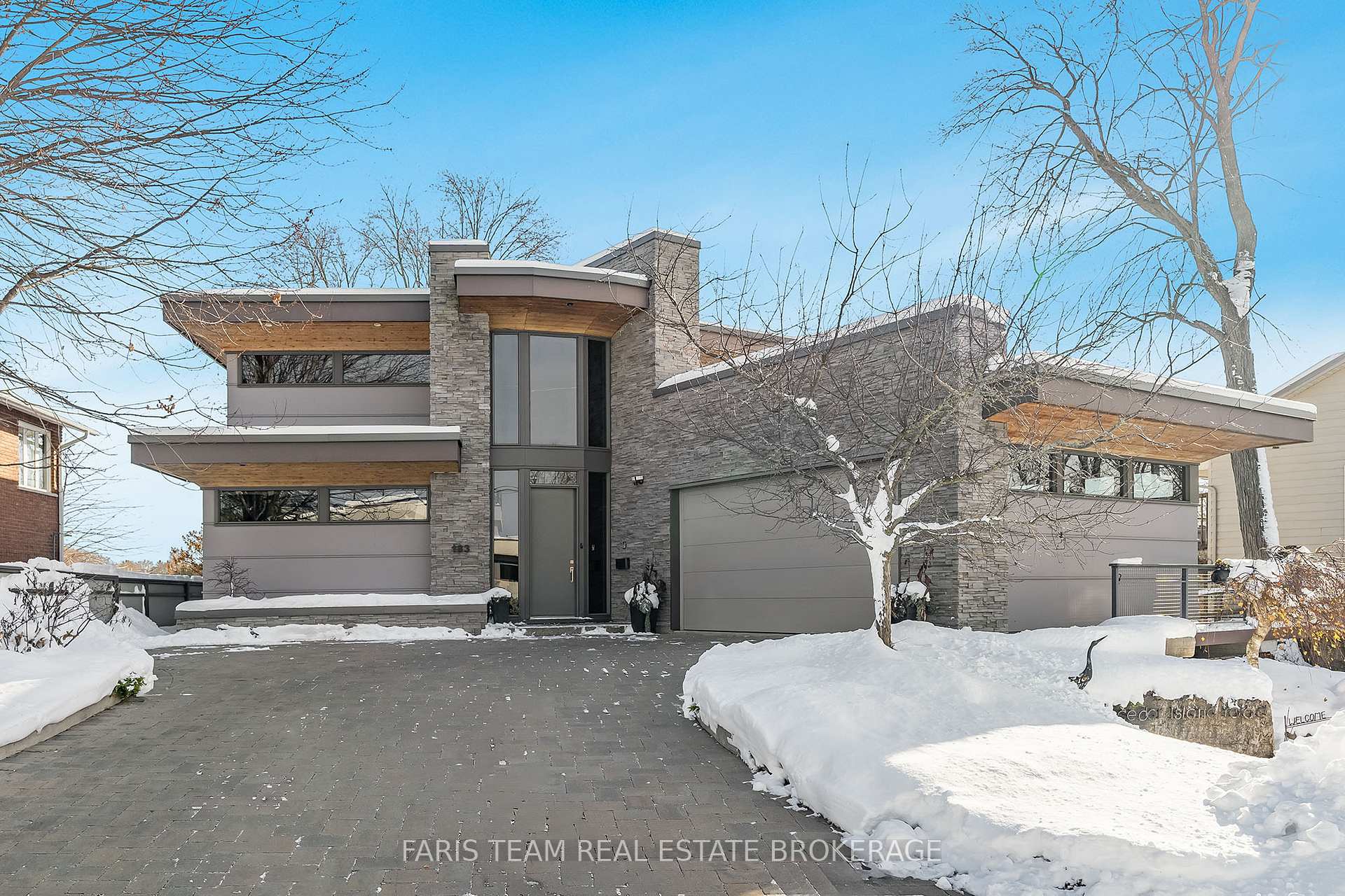 Photo 1 of 183 Cedar Island Road, Orillia — HOMEH
