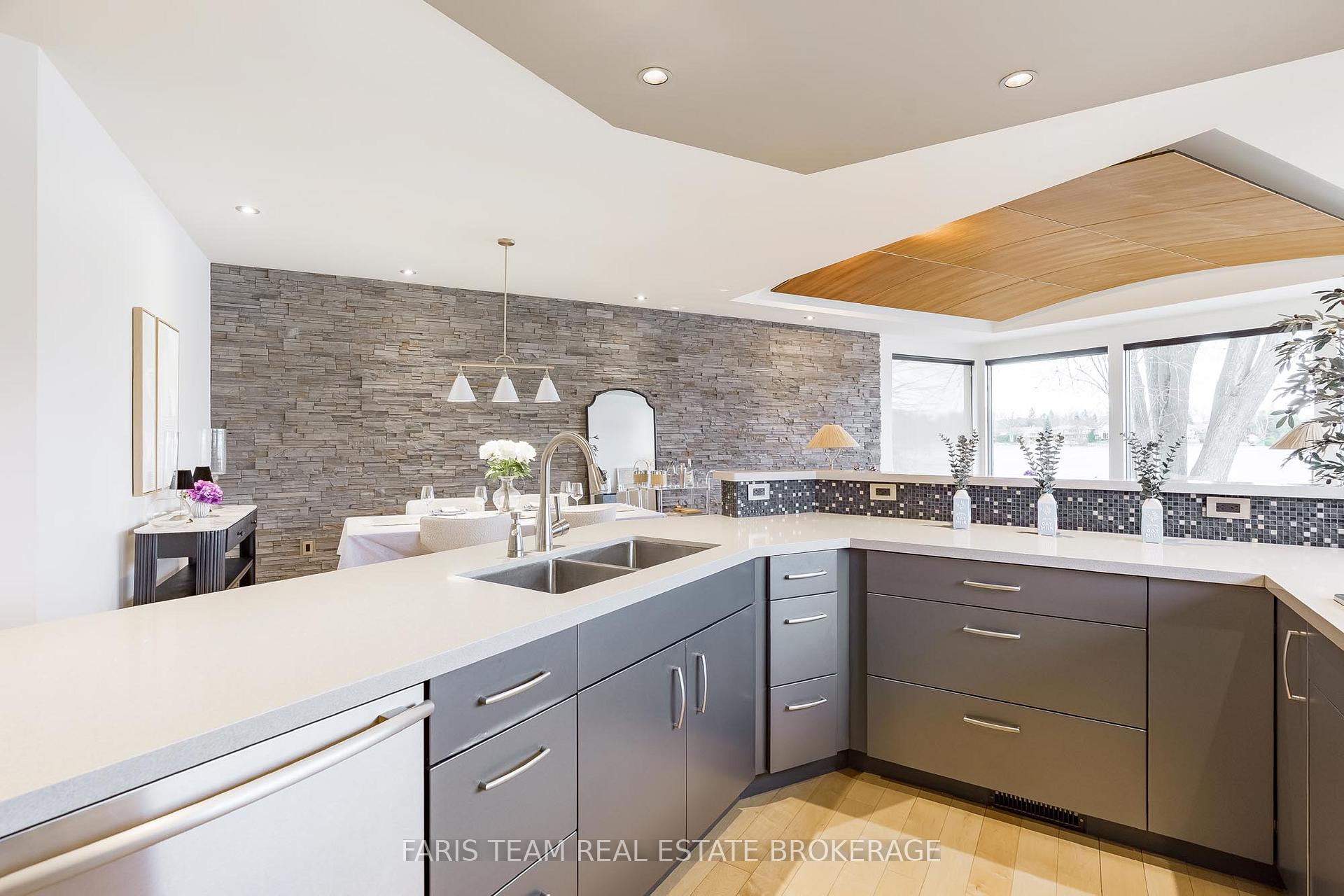 Photo 11 of 183 Cedar Island Road, Orillia — HOMEH