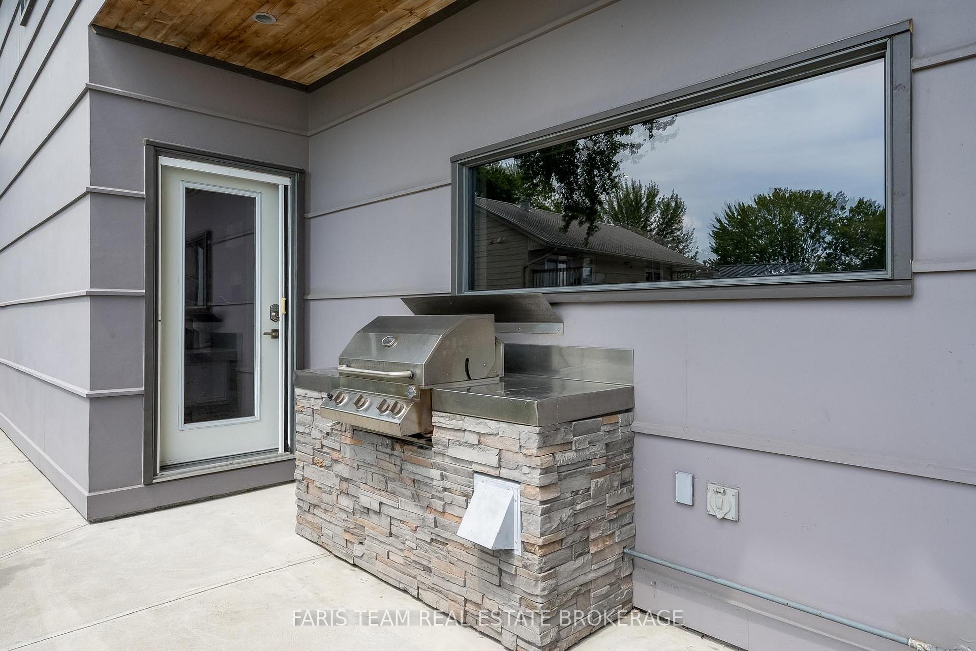 Photo 39 of 183 Cedar Island Road, Orillia — HOMEH
