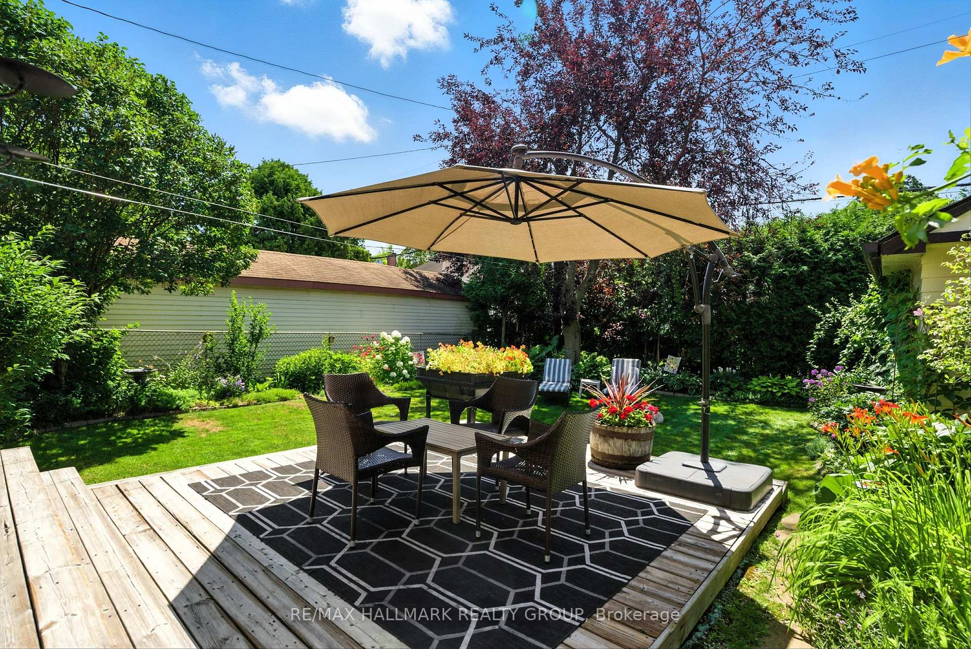 Photo 27 of 487 Wolffdale Crescent, Ottawa, Overbrook/Castle Heights — HOMEH