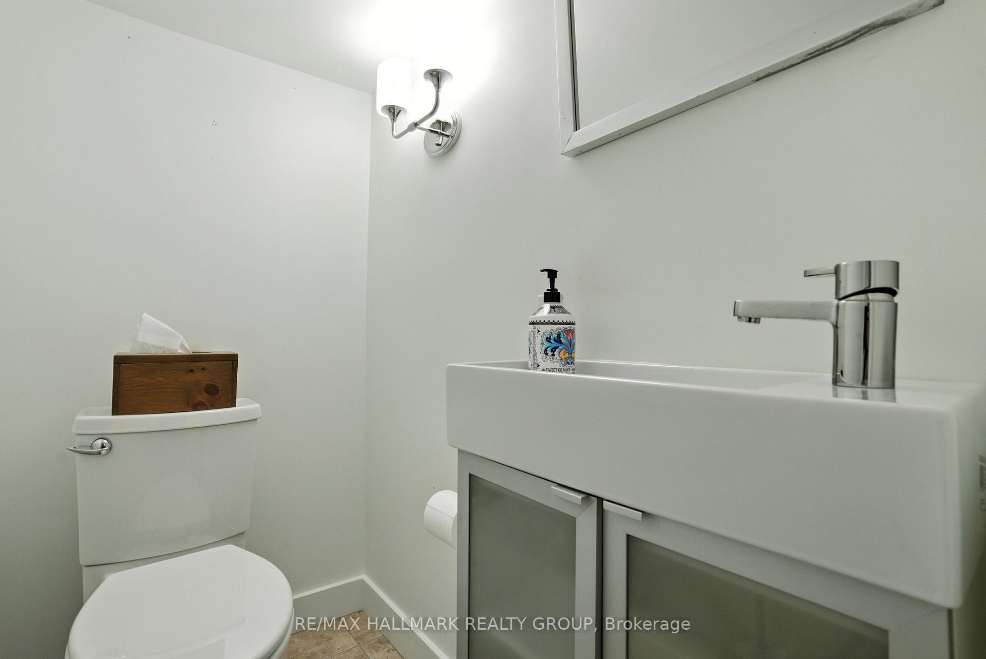 Photo 32 of 487 Wolffdale Crescent, Ottawa, Overbrook/Castle Heights — HOMEH