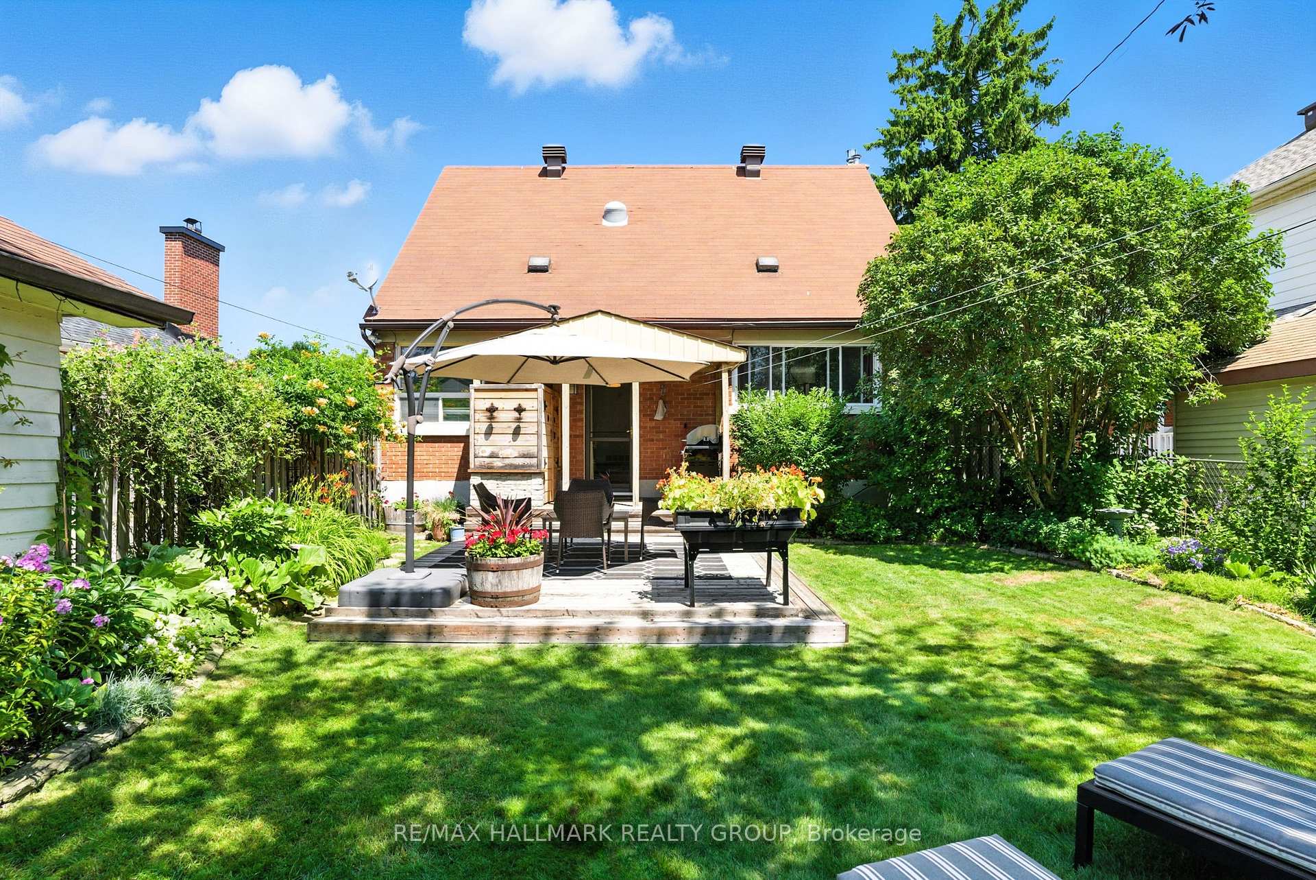 Photo 33 of 487 Wolffdale Crescent, Ottawa, Overbrook/Castle Heights — HOMEH