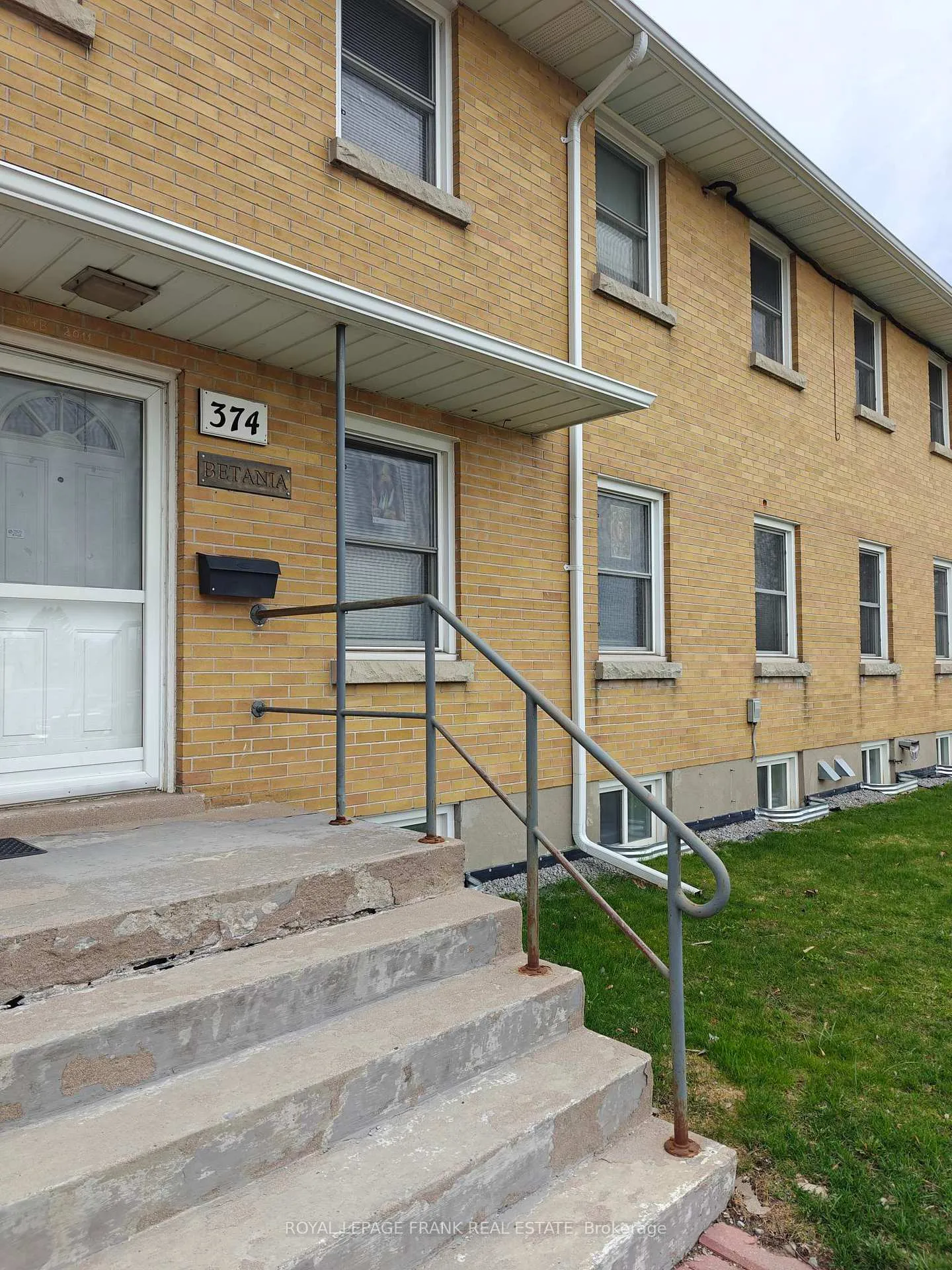Photo 1 of Unit Room #9, 374 Central Park Boulevard S, Oshawa, Central — HOMEH
