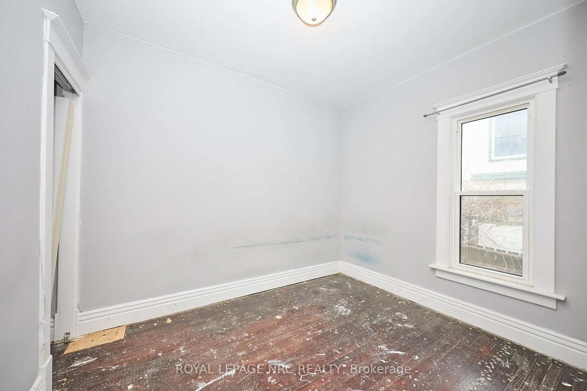 Photo 16 of 4639 Eastwood Crescent, Niagara Falls, Downtown — HOMEH