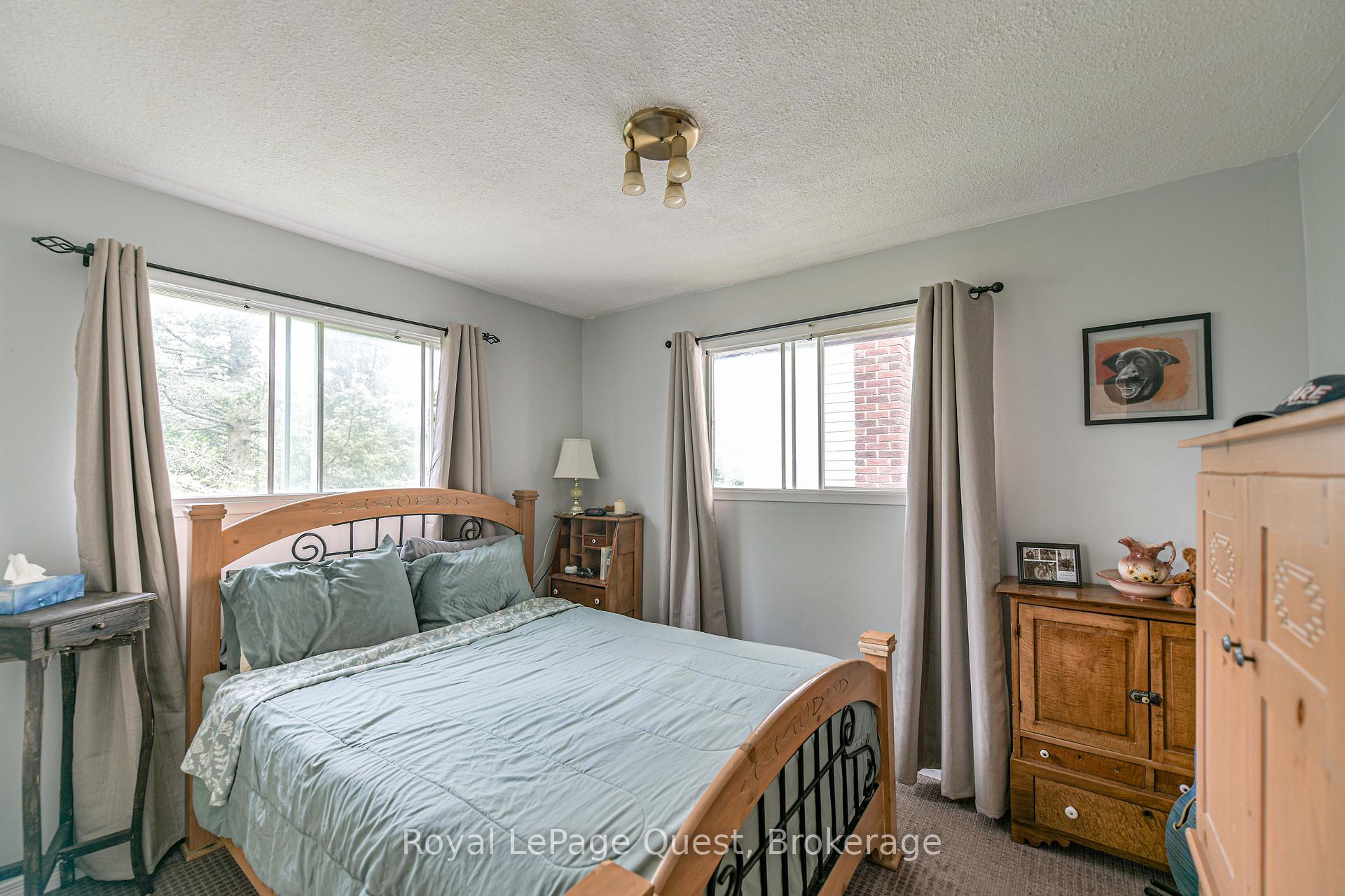 Photo 14 of 129 Simcoe Street, Orillia — HOMEH