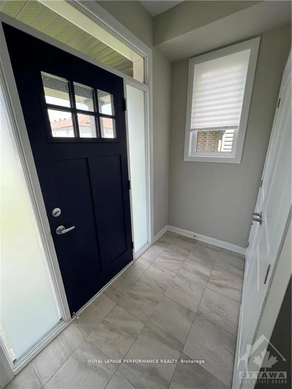 Photo 2 of 18 Gardenpost Terrace S, Ottawa, Avalon West — HOMEH