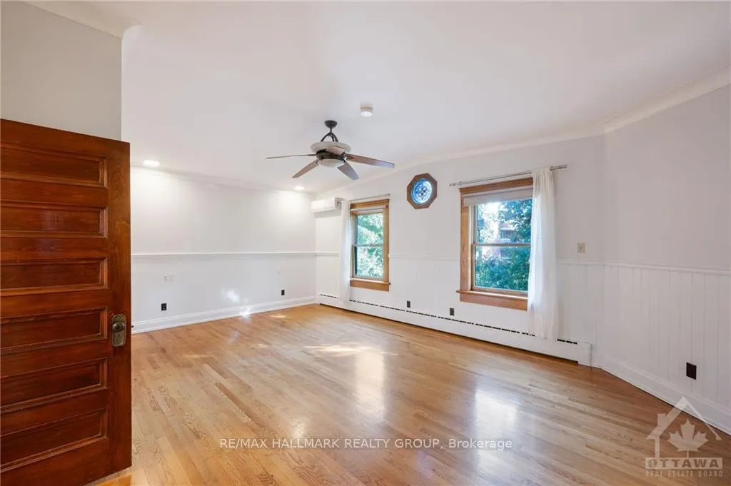 Photo 5 of 367 Mackay Street, Ottawa, Lindenlea — HOMEH