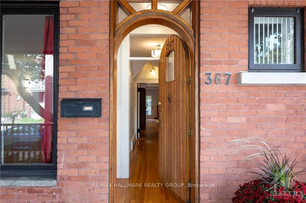 Photo 8 of 367 Mackay Street, Ottawa, Lindenlea — HOMEH
