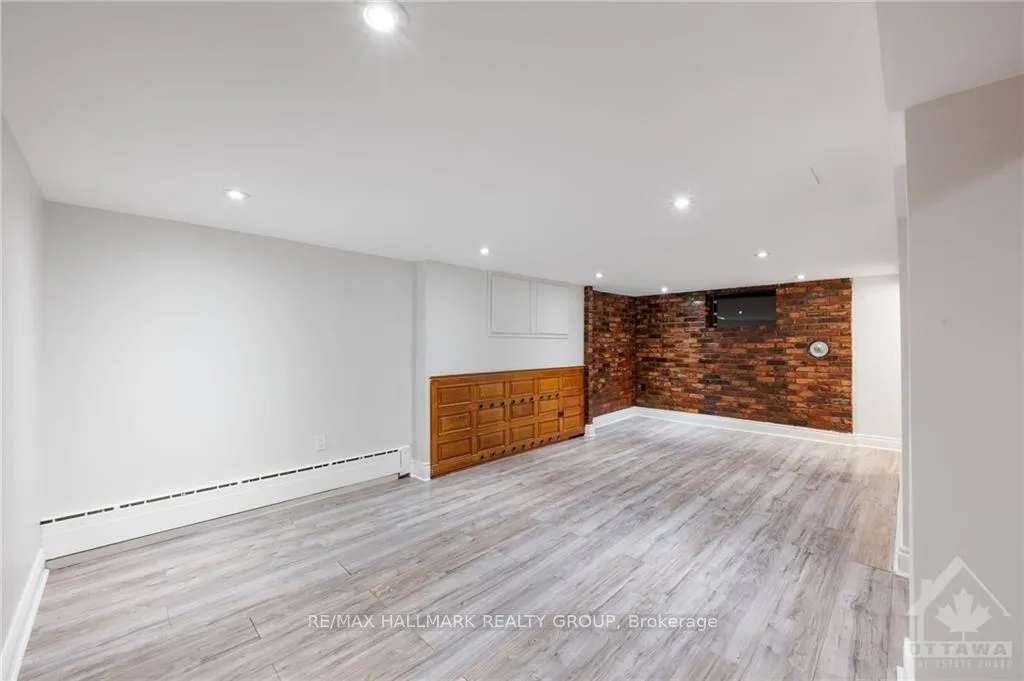 Photo 18 of 367 Mackay Street, Ottawa, Lindenlea — HOMEH