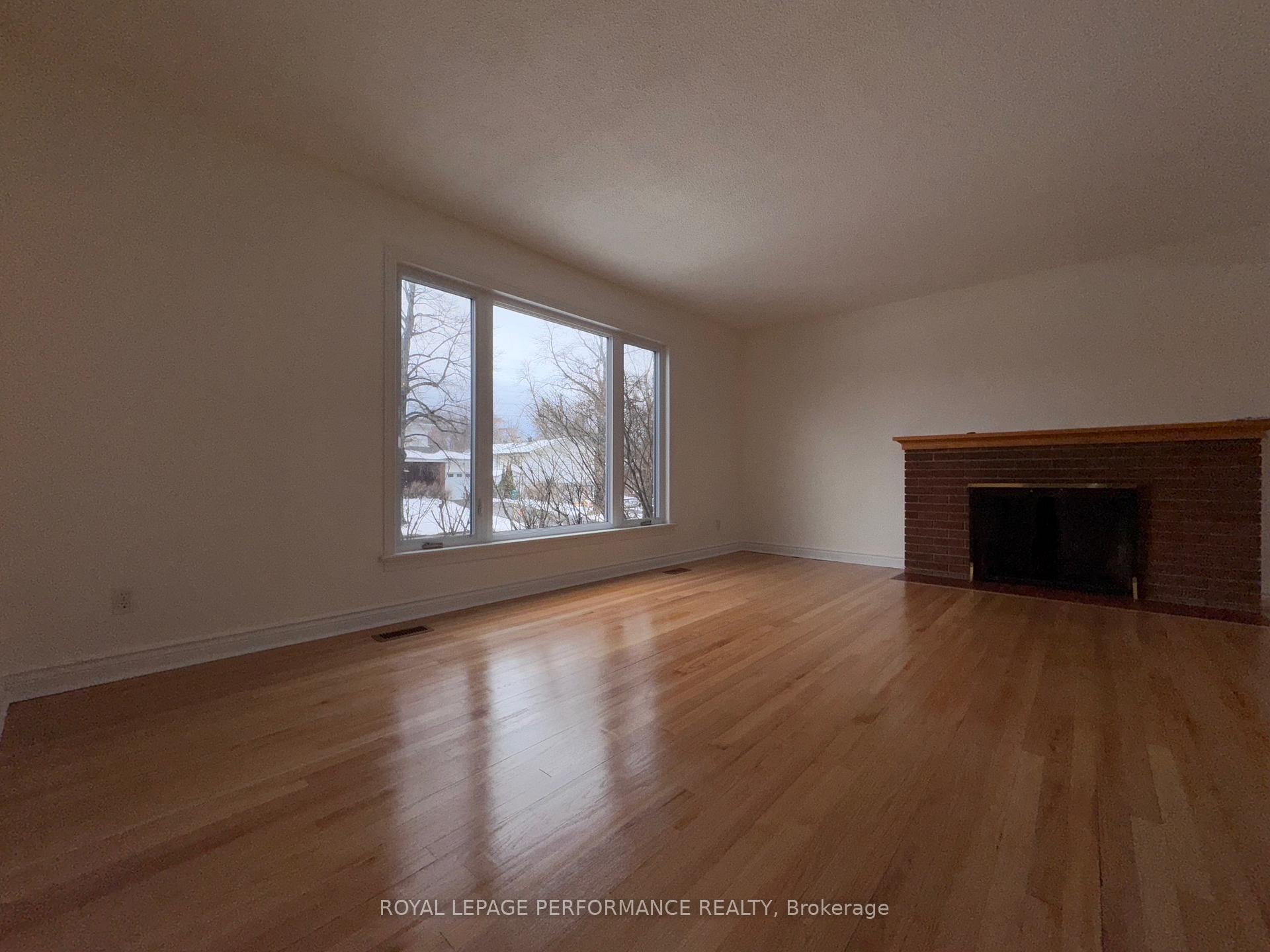 Photo 7 of 2368 Sudbury Avenue, Ottawa, Queensway Terrace South/Ridgeview — HOMEH