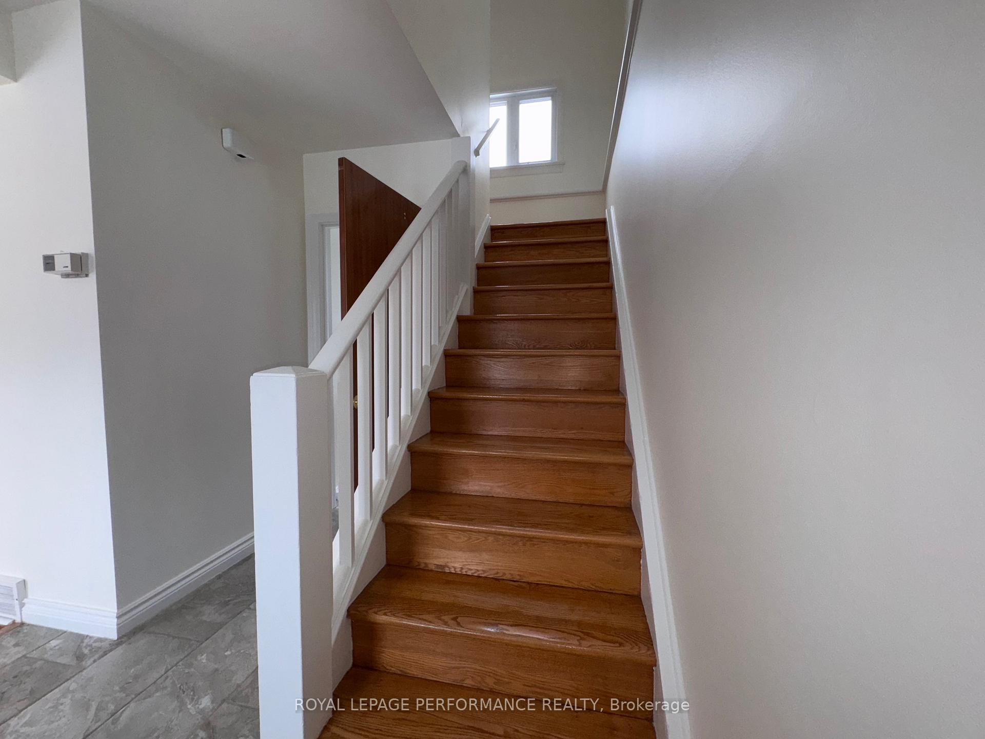 Photo 14 of 2368 Sudbury Avenue, Ottawa, Queensway Terrace South/Ridgeview — HOMEH