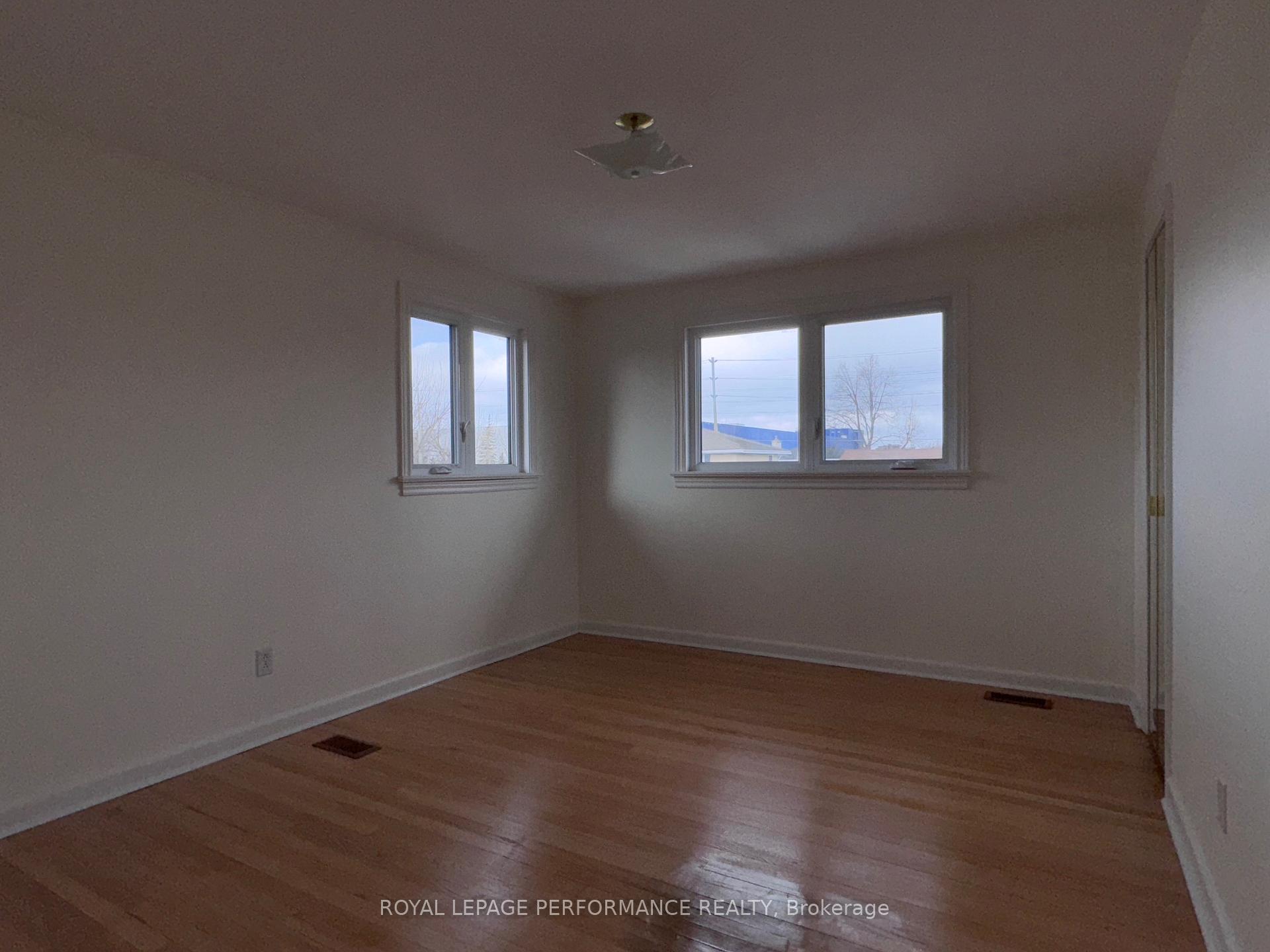 Photo 16 of 2368 Sudbury Avenue, Ottawa, Queensway Terrace South/Ridgeview — HOMEH