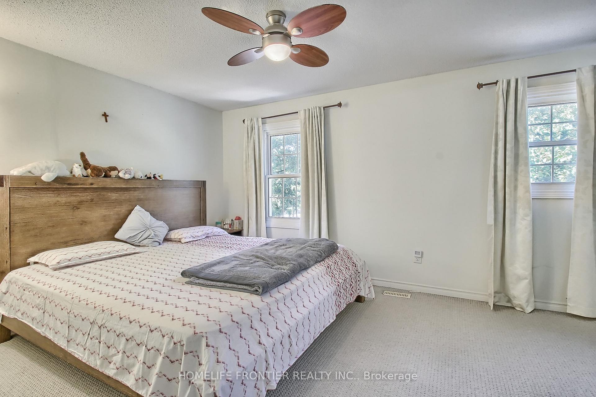 Photo 30 of 256 Ross Lane, Oakville, River Oaks — HOMEH