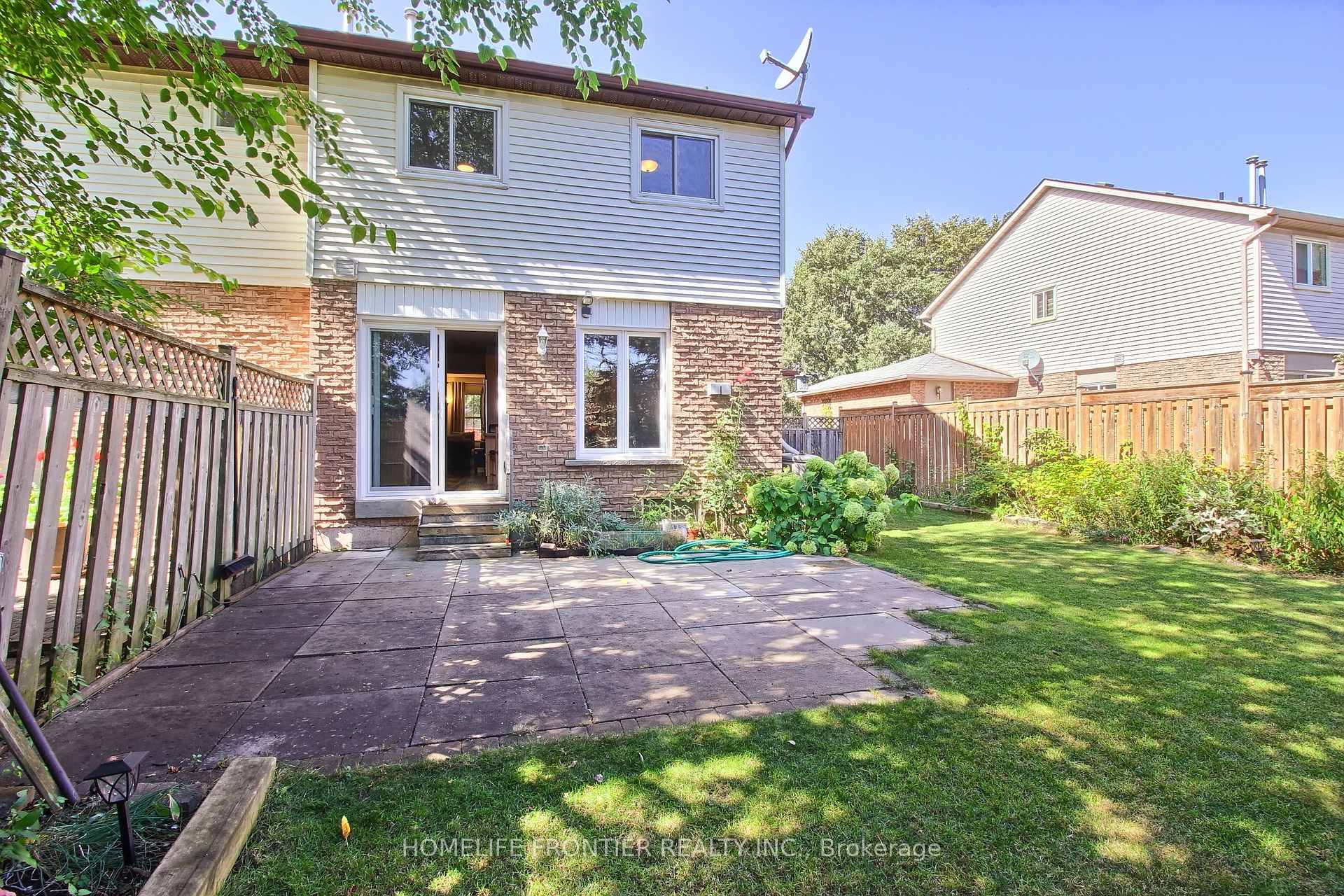 Photo 45 of 256 Ross Lane, Oakville, River Oaks — HOMEH