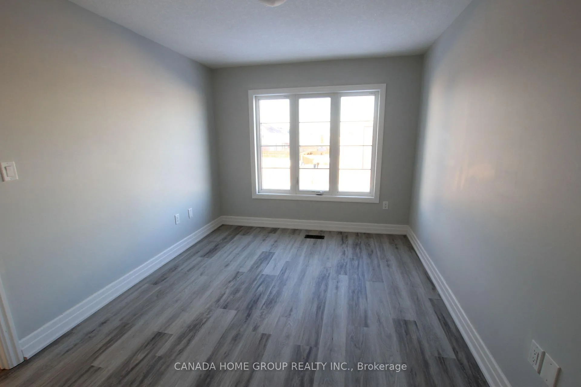 Photo 15 of 4324 Shuttleworth Drive, Niagara Falls, Lyons Creek — HOMEH