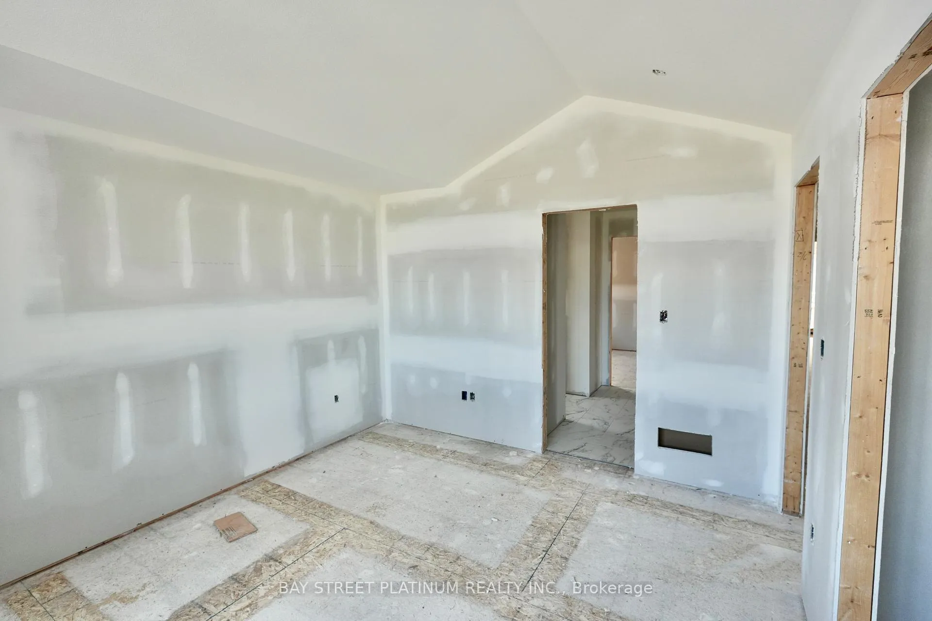 Photo 15 of 62 William Street, Pelham, Fonthill — HOMEH