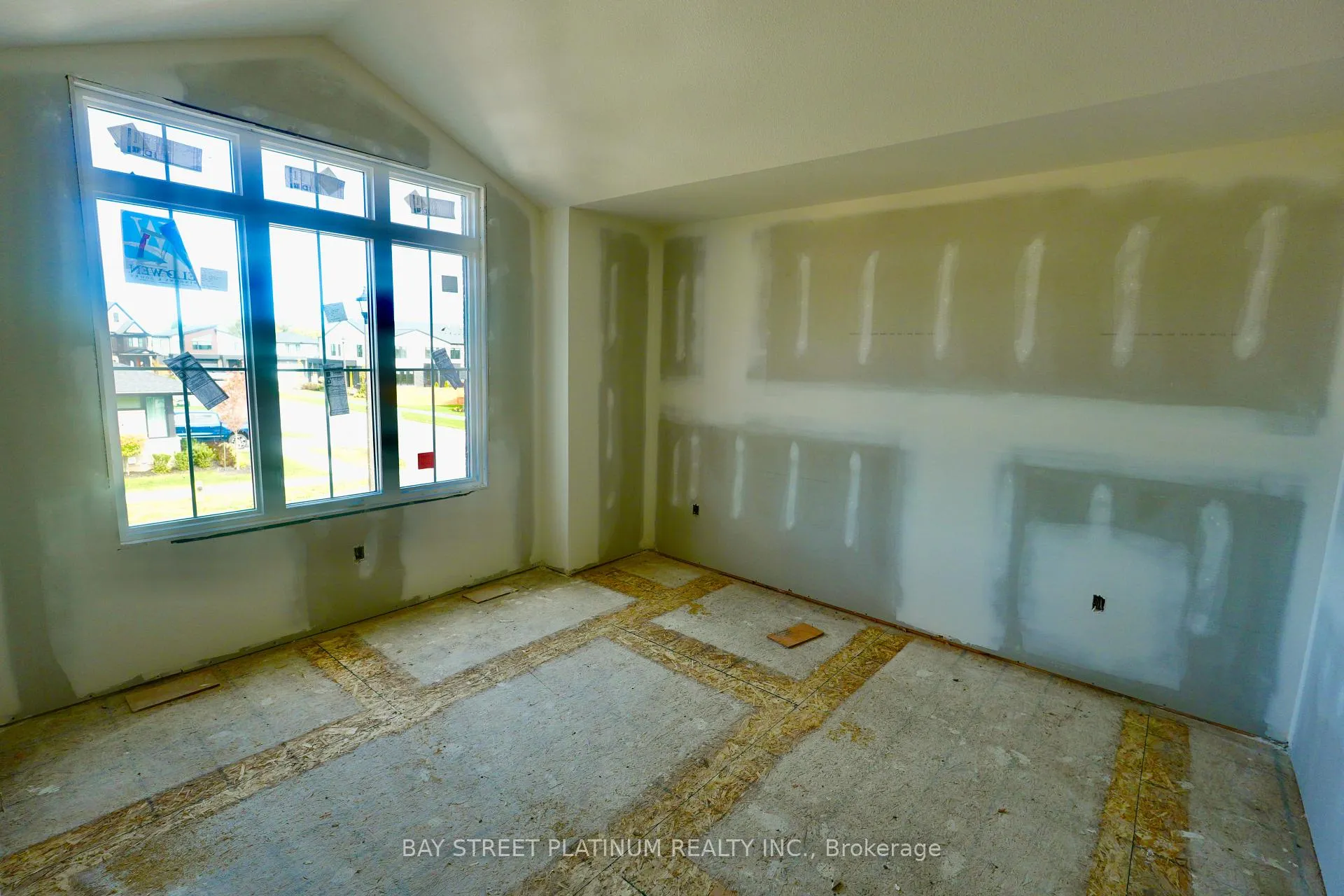 Photo 19 of 62 William Street, Pelham, Fonthill — HOMEH