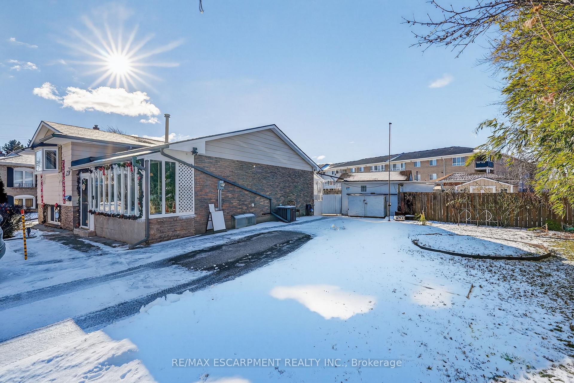 Photo 24 of 8162 Lynhurst Drive, Niagara Falls, West Wood — HOMEH
