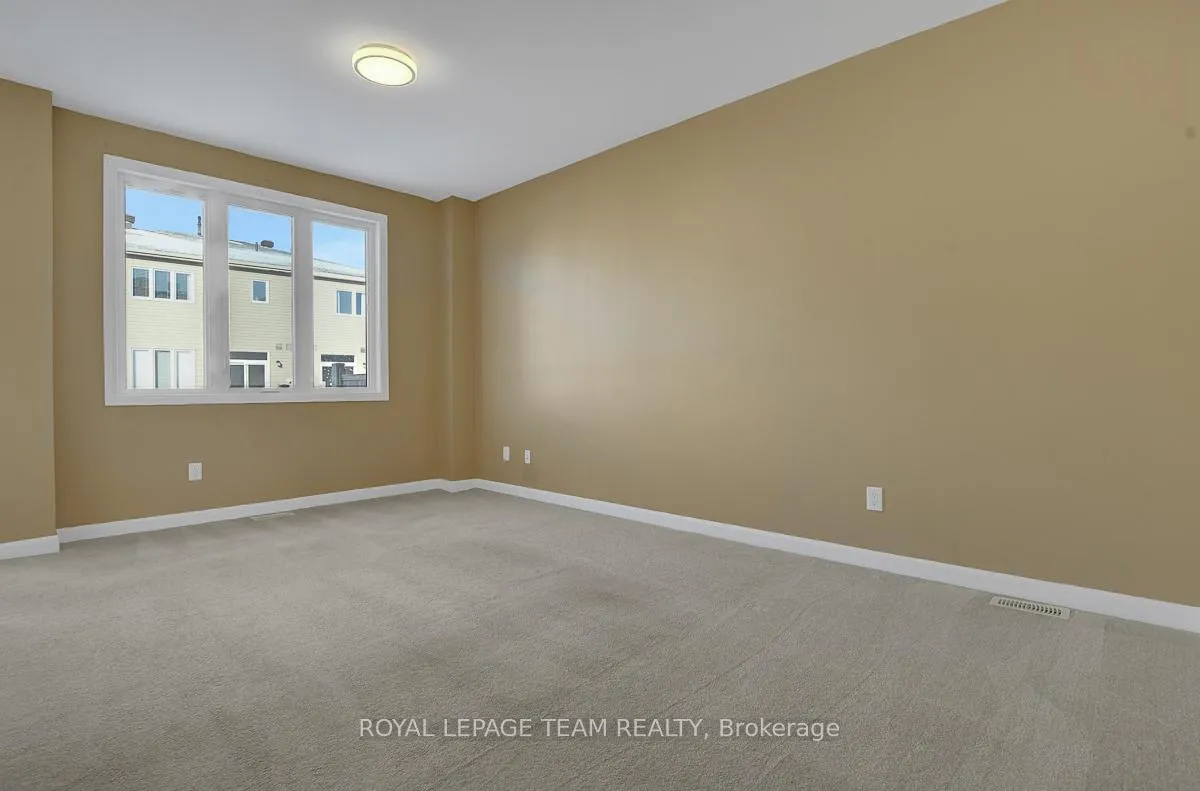 Photo 11 of 545 Decoeur Drive, Ottawa, Avalon West — HOMEH