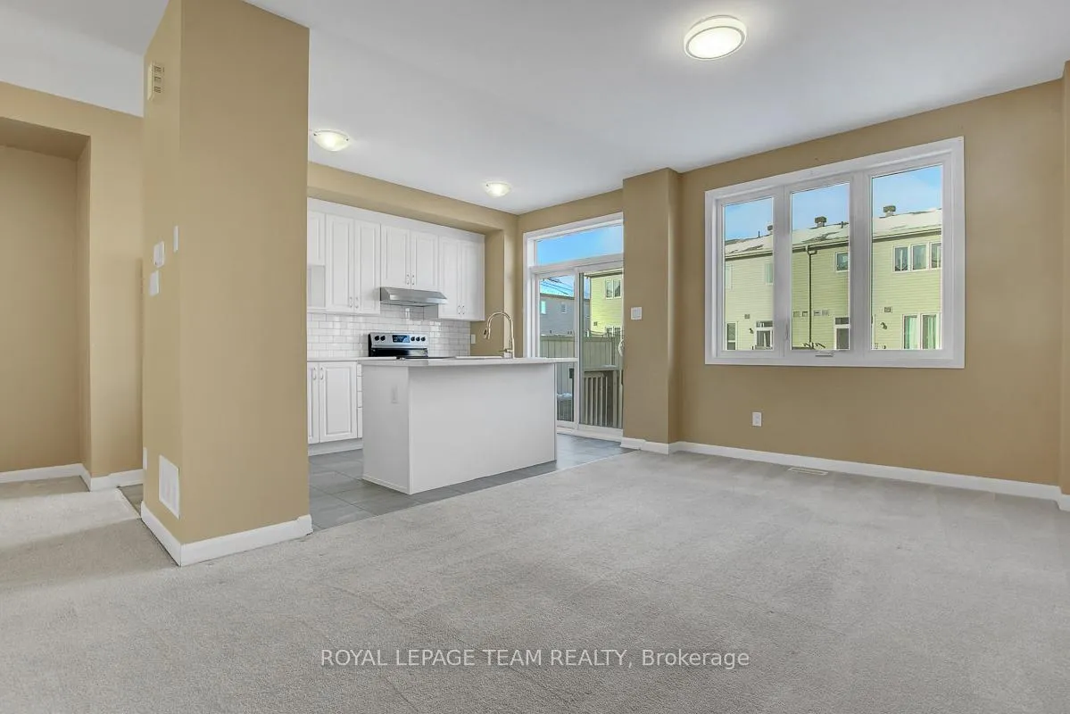Photo 12 of 545 Decoeur Drive, Ottawa, Avalon West — HOMEH