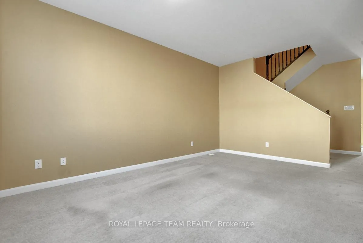Photo 14 of 545 Decoeur Drive, Ottawa, Avalon West — HOMEH