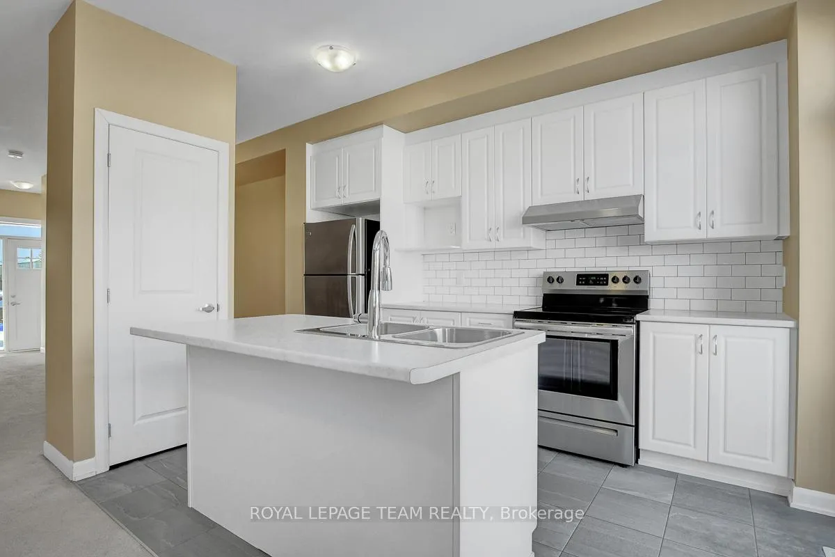 Photo 15 of 545 Decoeur Drive, Ottawa, Avalon West — HOMEH