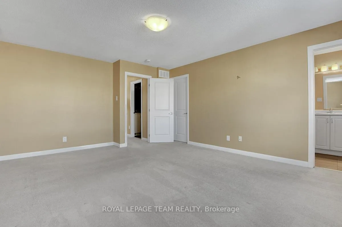 Photo 23 of 545 Decoeur Drive, Ottawa, Avalon West — HOMEH