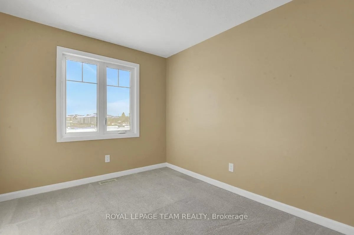 Photo 27 of 545 Decoeur Drive, Ottawa, Avalon West — HOMEH